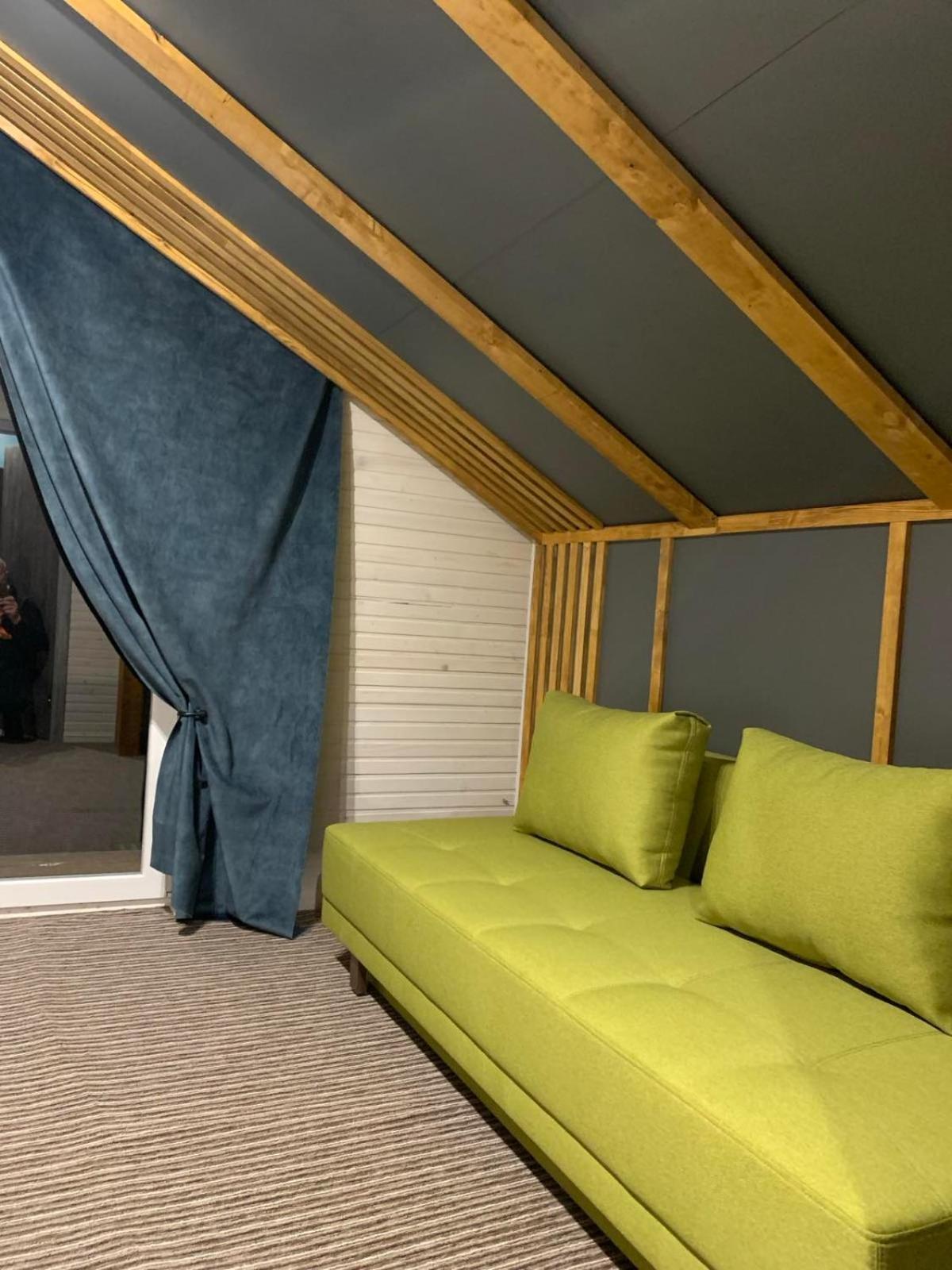 Mishelter Villa Myhove Eksteriør billede